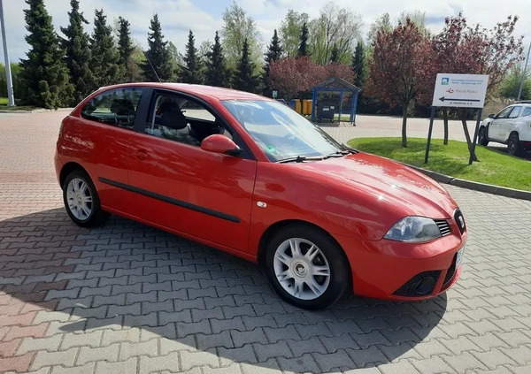 Seat Ibiza cena 6900 przebieg: 141000, rok produkcji 2006 z Sułkowice małe 121